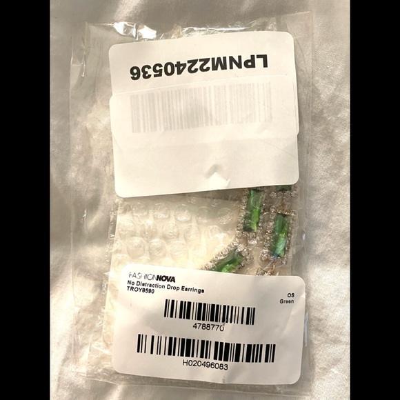 🔥 FASHION NOVA Earrings 🔥NWT🏷 - Picture 5 of 7